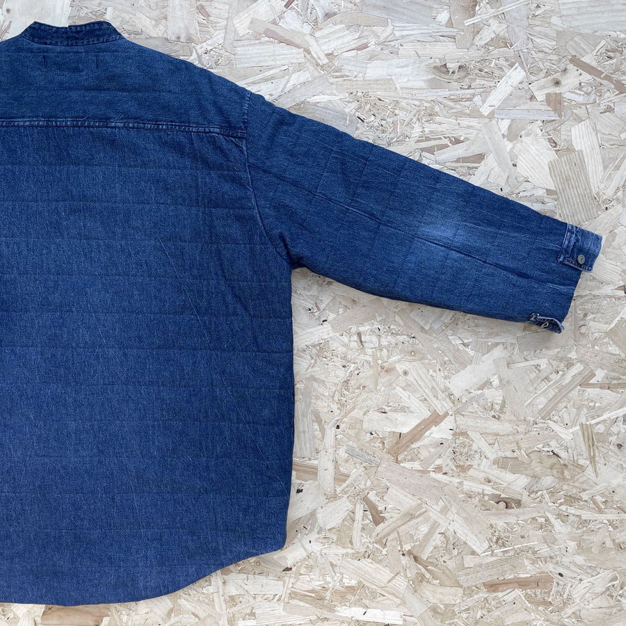 Repurposed vintage blue Levis denim shirt - Back Details